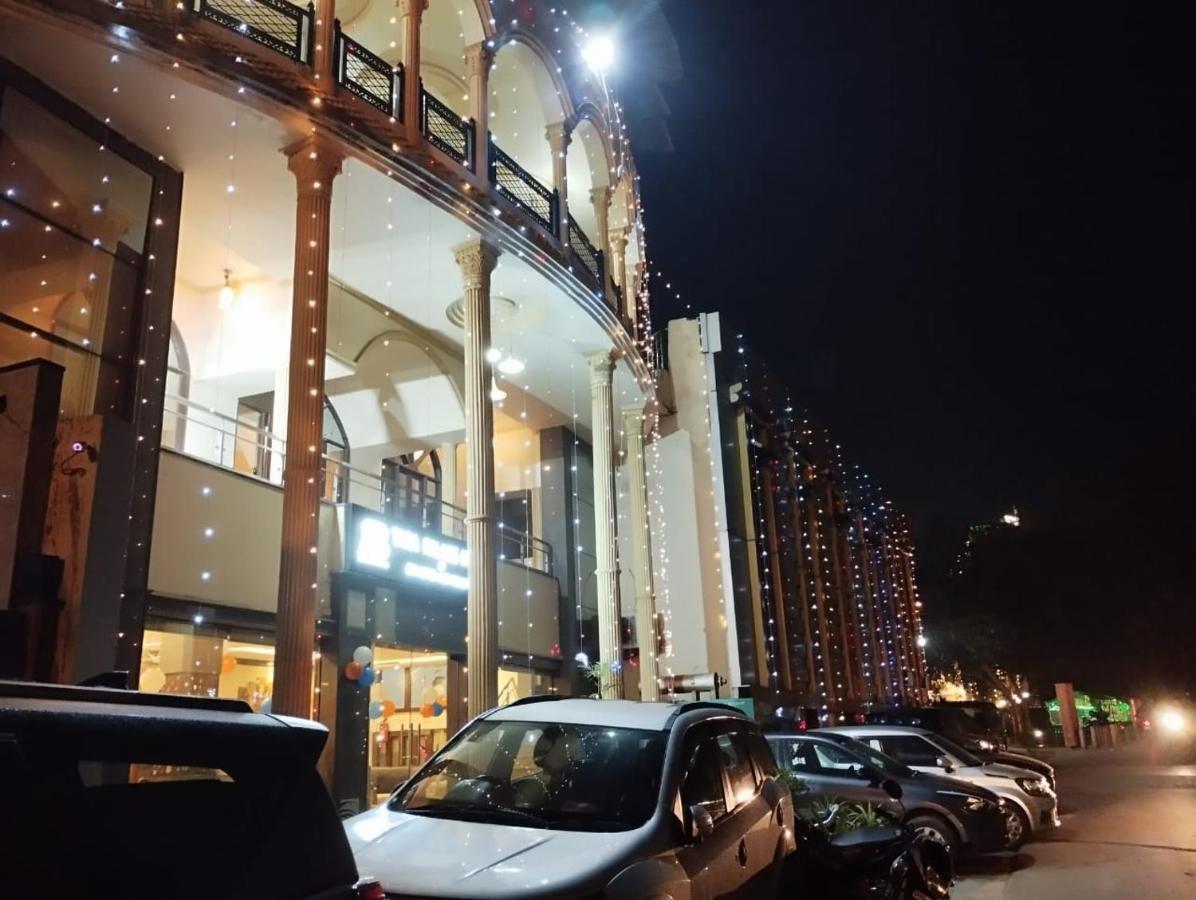Hotel Tara Palace By Goyal Hoteliers Agra  Buitenkant foto