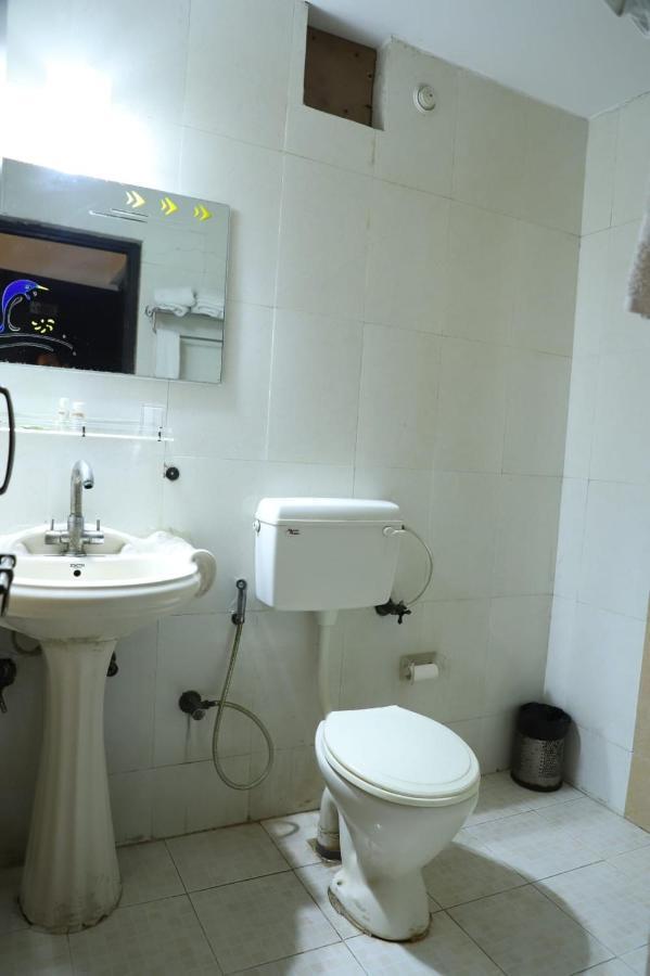 Hotel Tara Palace By Goyal Hoteliers Agra  Buitenkant foto