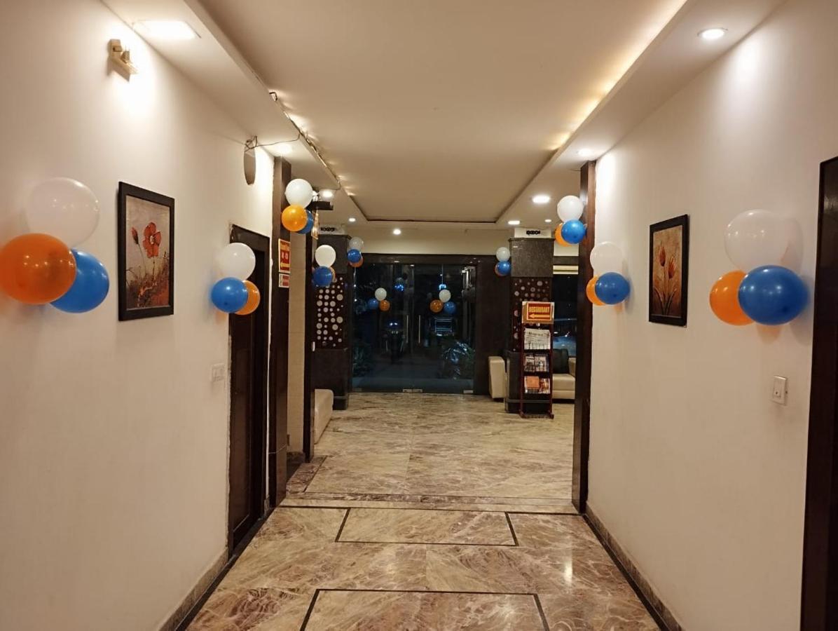 Hotel Tara Palace By Goyal Hoteliers Agra  Buitenkant foto