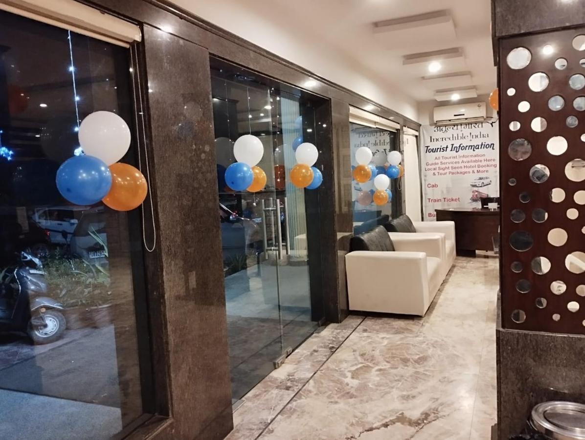Hotel Tara Palace By Goyal Hoteliers Agra  Buitenkant foto
