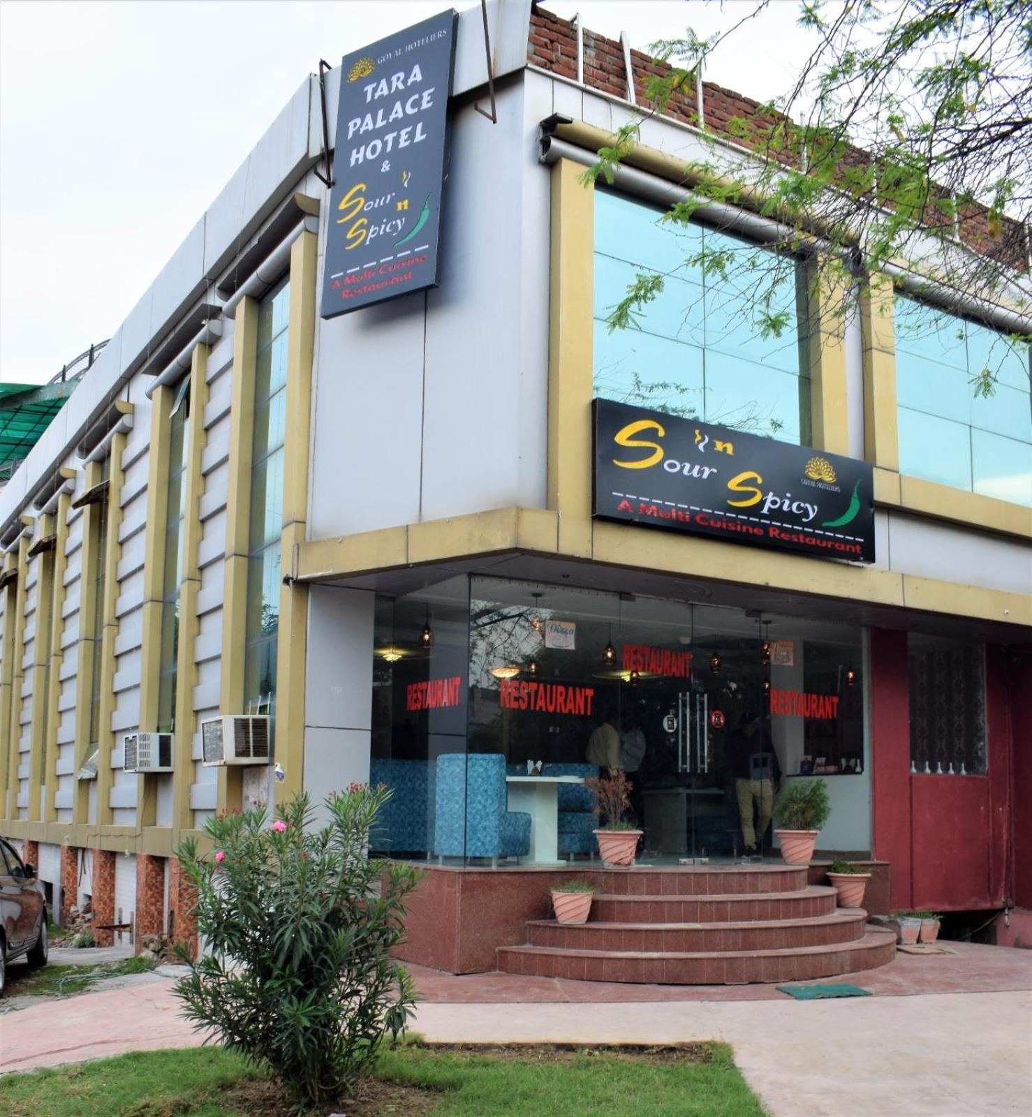 Hotel Tara Palace By Goyal Hoteliers Agra  Buitenkant foto